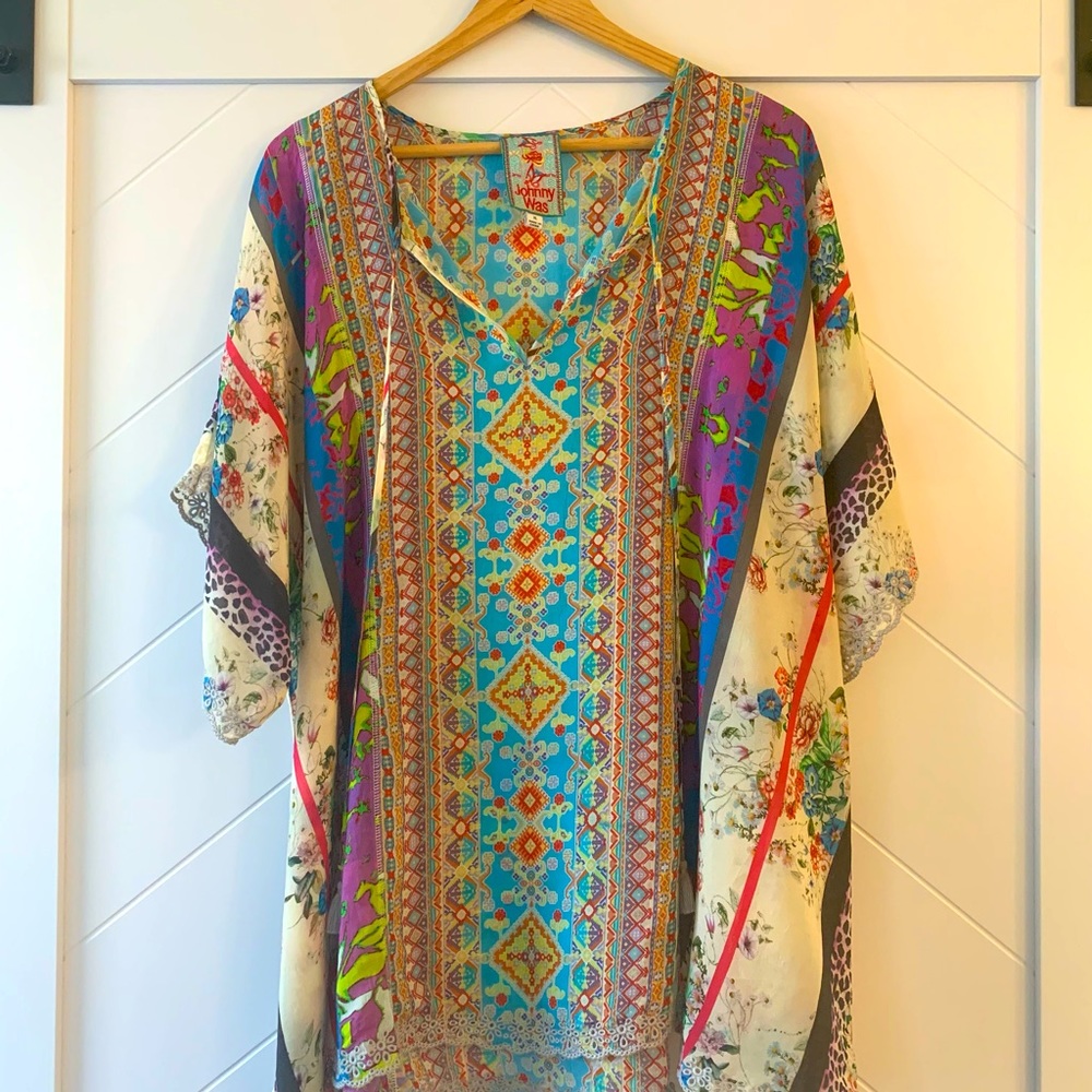 Johnny Was Floral Mixed Media Split-Neck Scallop Hem Georgette Blouse - Picture 3 of 6
